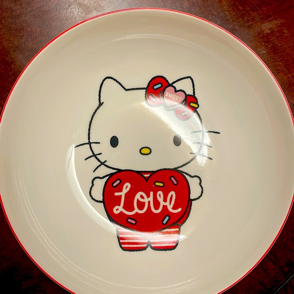 HELLO KITTY VALENTINES CERAMIC BOWL 41 Oz.
